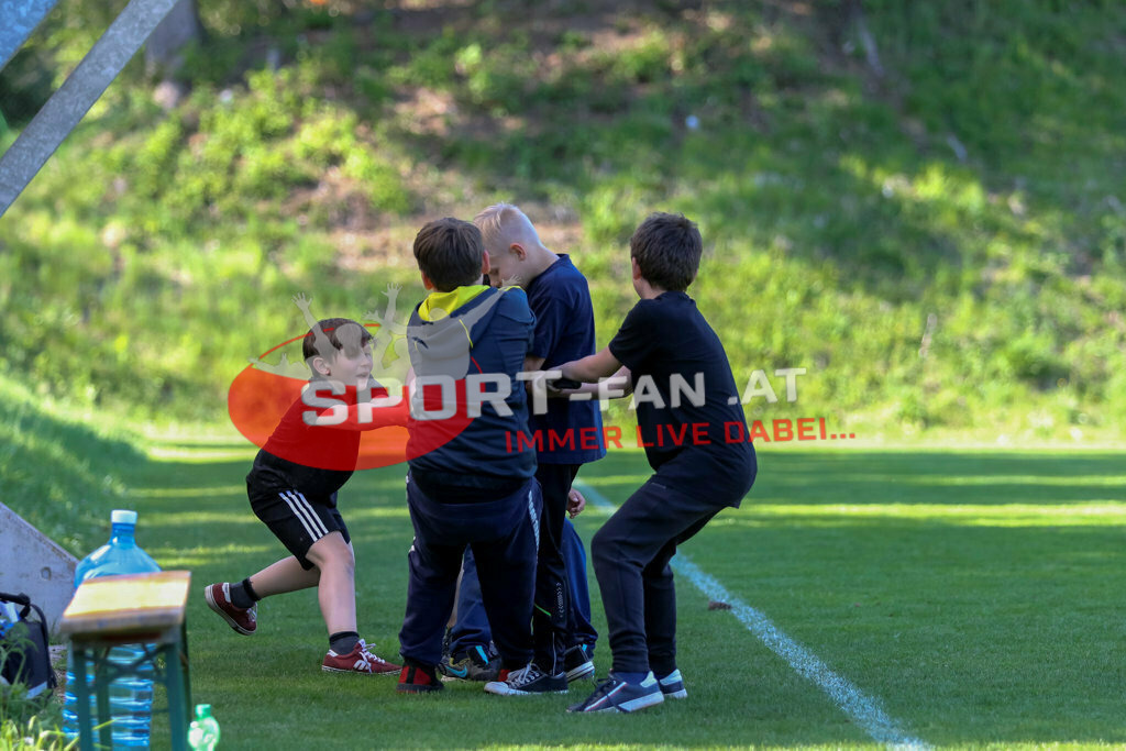 AUSTRIA U15 - MEXICO U15 | Kinder ; AUSTRIA U15 - MEXICO U15 am 29.04.2022 in Arnoldstein
(Sportplatz), AUSTRIA, (Photo by Ernst Krawagner sport-fan.at) - Realisiert mit Pictrs.com