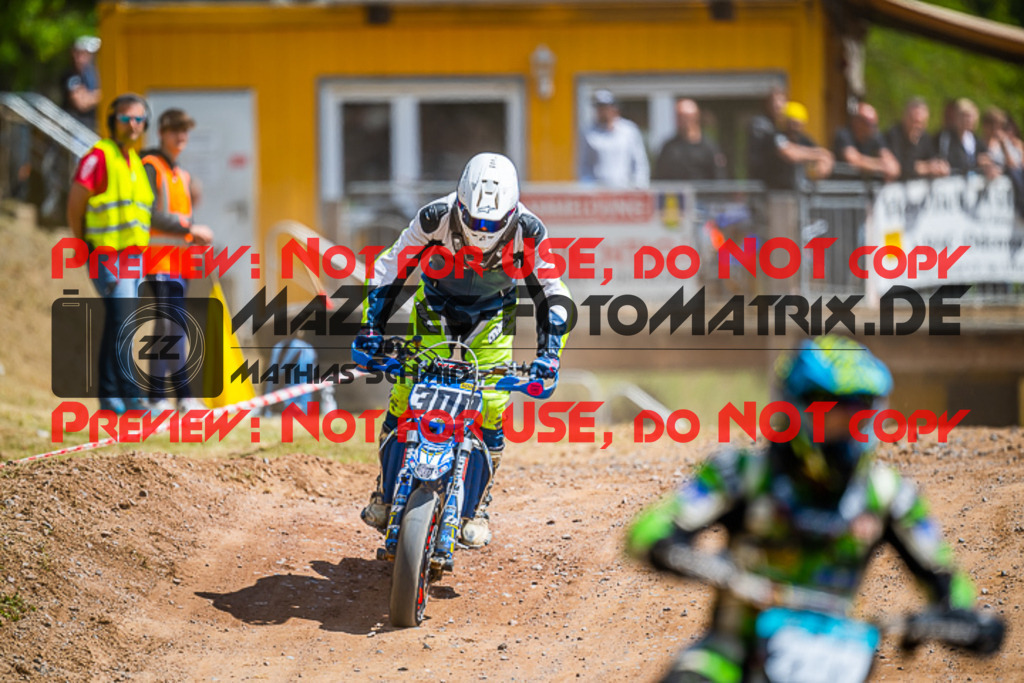 MaZZes_FotoMatrix_220529_8027 | Fotograf Mathias Schmid
Sportfotograf,
Eventfotograf,
Hochzeitsfotograf,
Portraitfotograf