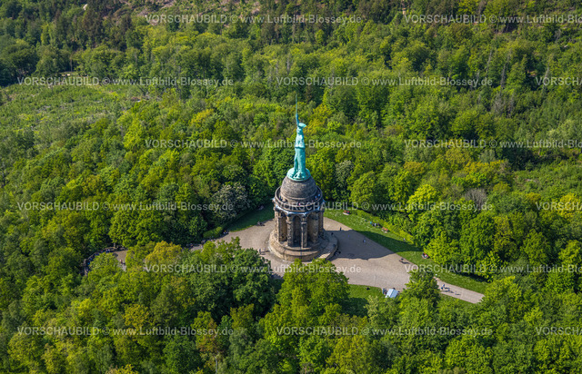 Detmold240505679Hermannsdenkmal_TeutoburgerWald | Luftbild, Hermannsdenkmal, kulturelle Statue des Cheruskerfürsten, nach Entwürfen von Ernst von Bandel, Teutoburger Wald, Hiddesen, Detmold, Ostwestfalen, Nordrhein-Westfalen, Deutschland