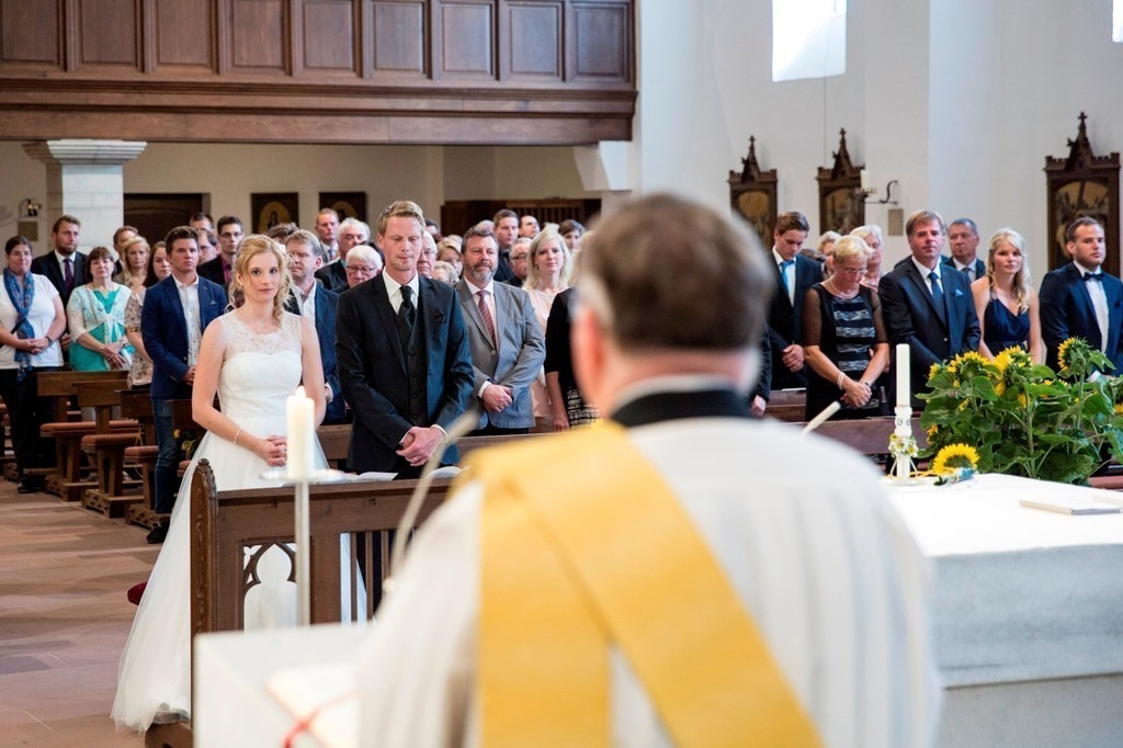 top-top.de Hochzeiten061 | Foto, Video, Fotografie, Videografie, Fotobox, DJ, Discjockey, Musik, Musikbox, Veranstaltung, Photobooth, Amazon, Ebay, Buchtipp, Bestseller, Autor, Verlag, Buch, Wesel, Hamminkeln, NRW, Dinslaken, Rees, Drohne, Hochzeit, Party, Fotobox, Wesel, Fotograf