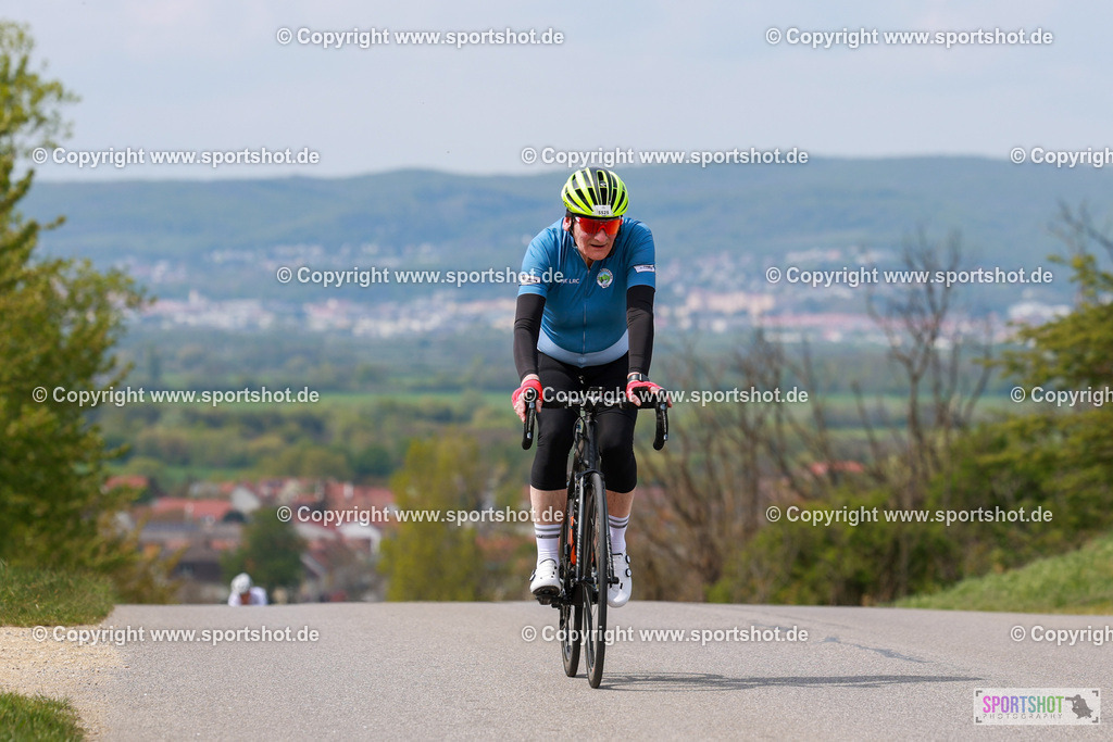 989_AR6_1936 | Neusiedlersee Radmarathon 2026@sportshot_your_pictrs #yourpictures#roadtowm2029 #nrm #neusiedlerseeradmarathon #neusiedlersee #neusiedlerseetourismus #burgenland #mörbisch #nrm26 #burgenlandtourismus #voglundco #poweredbyburgenlandtourismus #radsport #rad #marathon #ucigranfondo #visitburgenland #ucigranfondoworldseries