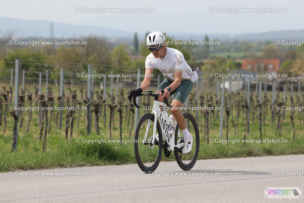 368A4897 | Neusiedlersee Radmarathon 2026@sportshot_your_pictrs #yourpictures#roadtowm2029 #nrm #neusiedlerseeradmarathon #neusiedlersee #neusiedlerseetourismus #burgenland #mörbisch #nrm26 #burgenlandtourismus #voglundco #poweredbyburgenlandtourismus #radsport #rad #marathon #ucigranfondo #visitburgenland #ucigranfondoworldseries