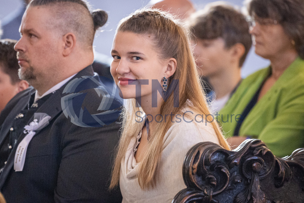 RR5M4889 | Firmung Klagenfurt-Dom 19.05.2024 8 Uhr