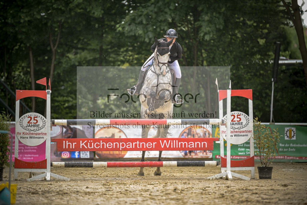 20240505-DOS_8149 | Entdecke hochwertige Reitturnierfotos von Foto Oger. Professionell, emotional und authentisch – jetzt Lieblingsmomente im Shop bestellen.Deutschlandweite Turnierfotografie. - Realisiert mit Pictrs.com