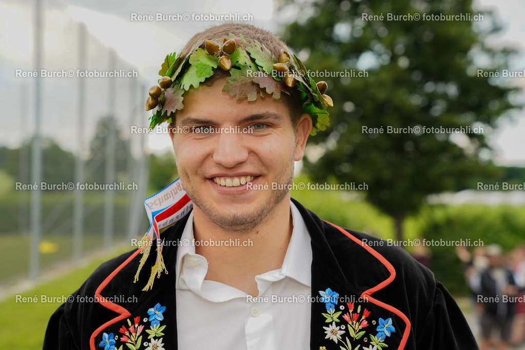 20220529-DSC08511 | René Burch leidenschaftlicher Fotograf aus Kerns in Obwalden.  Hier finden sie Sport, Landschaft und Natur Fotografie.
 - Realisiert mit Pictrs.com