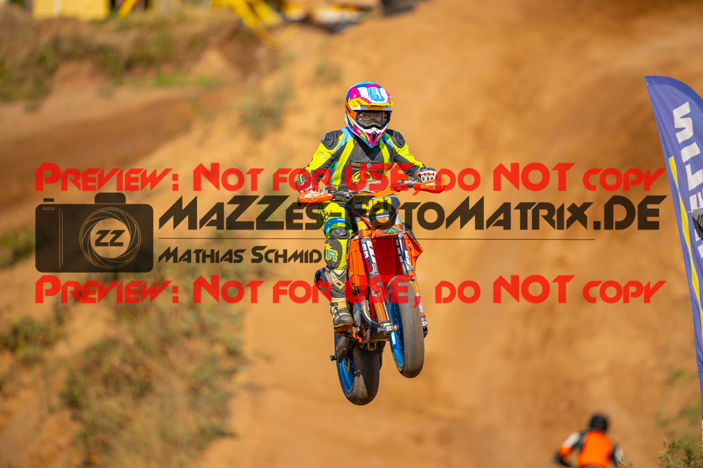 MaZZes-Fotomatrix-20260815-602580 | S2
