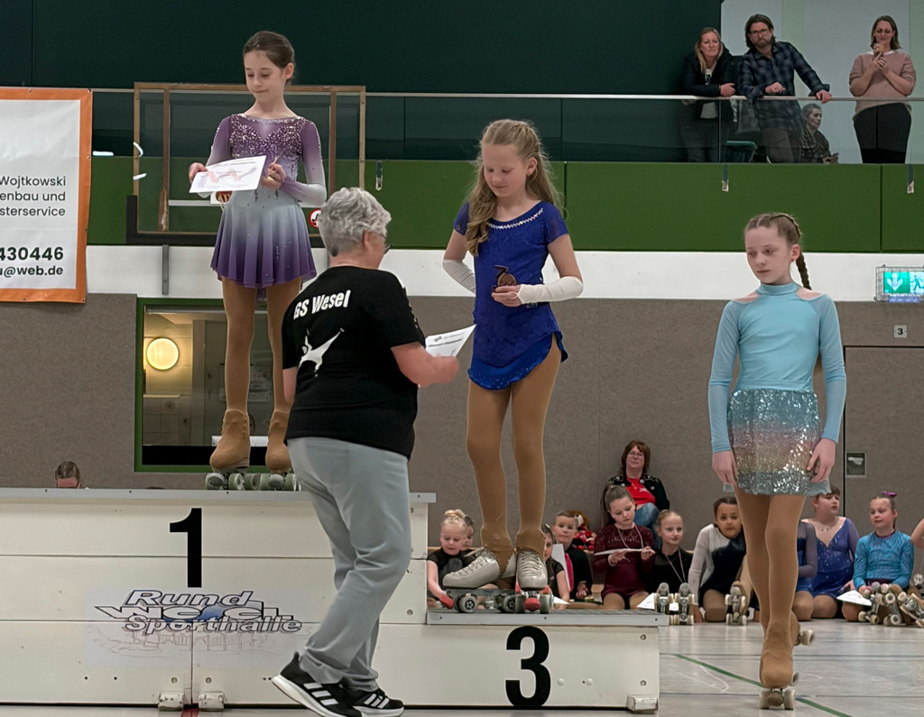 top-top.de 260323-246 | Foto, Video, Fotografie, Videografie, Fotobox, DJ, Discjockey, Musik, Musikbox, Veranstaltung, Photobooth, Amazon, Ebay, Buchtipp, Bestseller, Autor, Verlag, Buch, Wesel, Hamminkeln, NRW, Dinslaken, Rees, Drohne, Hochzeit, Party, Fotobox, Wesel, Fotograf