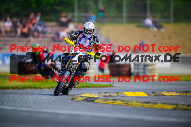 MaZZes_Fotomatrix_20250503_6007705_8776 | UE40