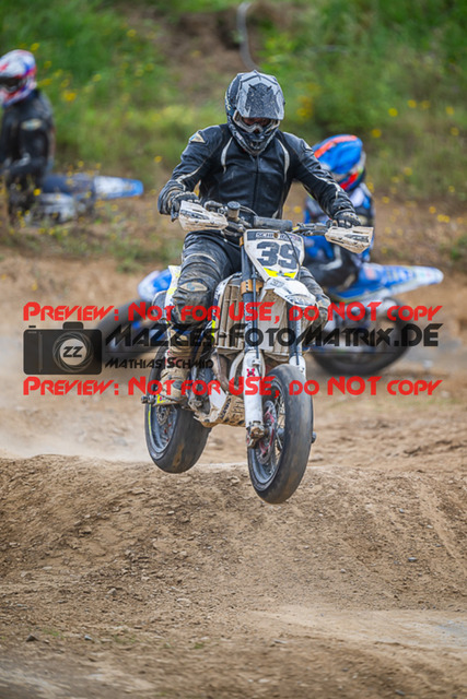 MaZZes_FotoMatrix_230813_6810 | UE40