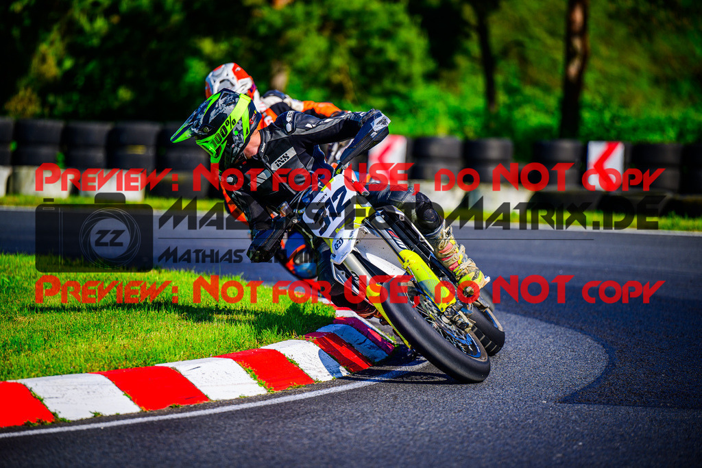 MaZZes_FotoMatrix_240511_6021986_7095 | S4