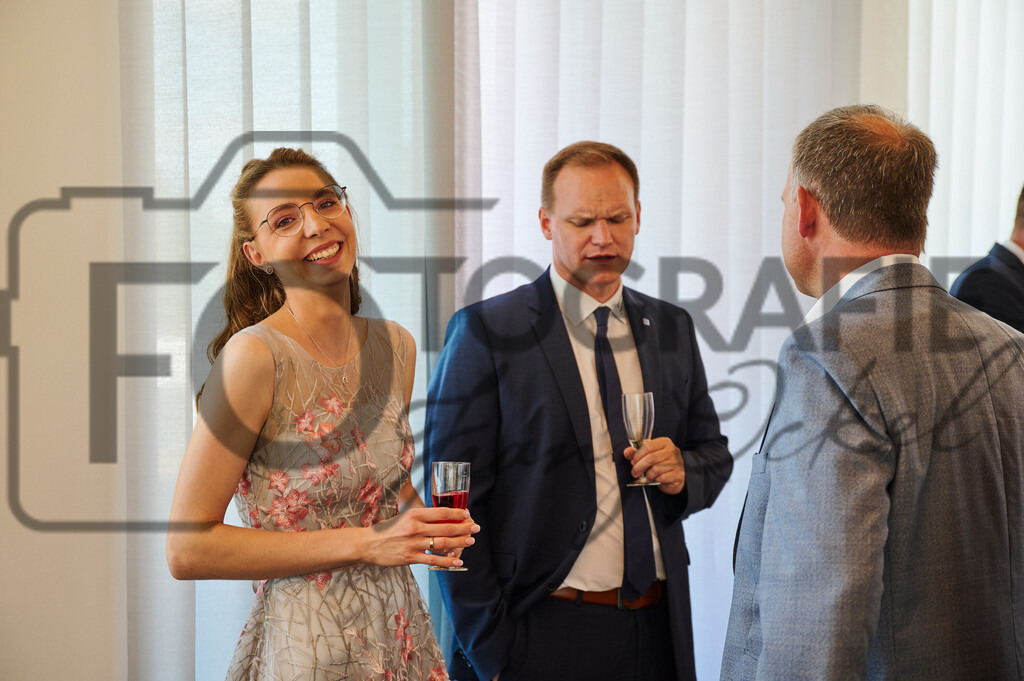 HuS_DSC2173 | Fotobox, Portraitfotografie, Hochzeitsfotografie, Bewerbungsfoto - Realisiert mit Pictrs.com