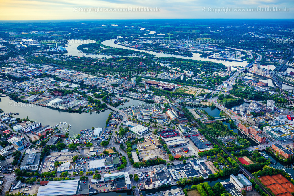 Hamburg_Rothenburgsort_ELS_6379200925 | HAMBURG 20.09.2025 Entwicklungsgebiet "Neuer Huckepackbahnhof der Industriebrache an der Billstraße im Stadtteil Rothenburgsort in Hamburg. // Development area "New piggyback station on the industrial wasteland at Billstrasse in the Rothenburgsort district of Hamburg. Foto: Martin Elsen