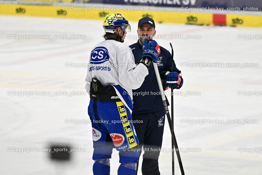 Eistrainig EC VSV mit Headcoach Pierre Allard | #22 Nikita Scherbak EC VSV, Eistraining EC VSV mit Headcoach Pierre Allard, 1.Eistraining EC VSV mit Headcoach Pierre Allard am 02.12.2025 in Villach (Stadthalle Villach), Austria, (Photo by Bernd Stefan)