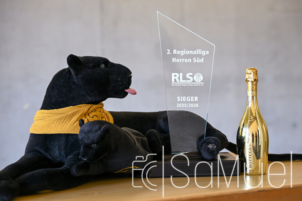20260425-SML_9699 | Sa-Muel - Realisiert mit Pictrs.com