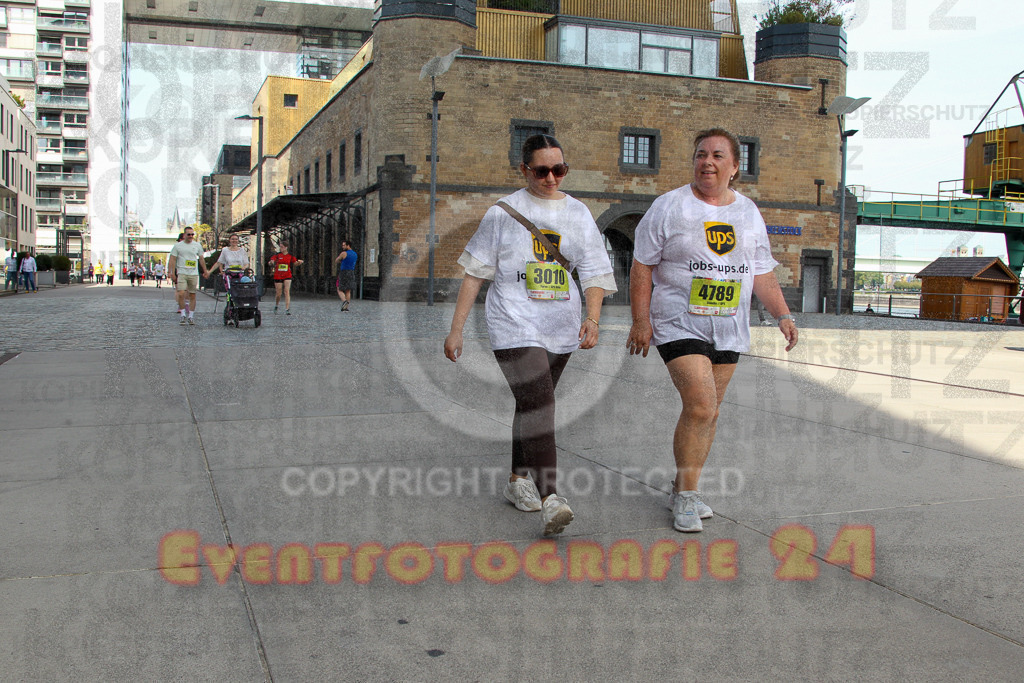 250920_1352_EV4_6822 | Sportfotografie im Rhein-Sieg Kreis, Köln, Bonn, NRW, Rheinland Pfalz, Hessen, etc. Unser Tätigkeitsfeld umfasst den Laufsport vom Volkslauf über den Marathon, Duathlon, Triathon bis zum Ultralauf wie Kölnpfad Ultra oder Schindertrail.