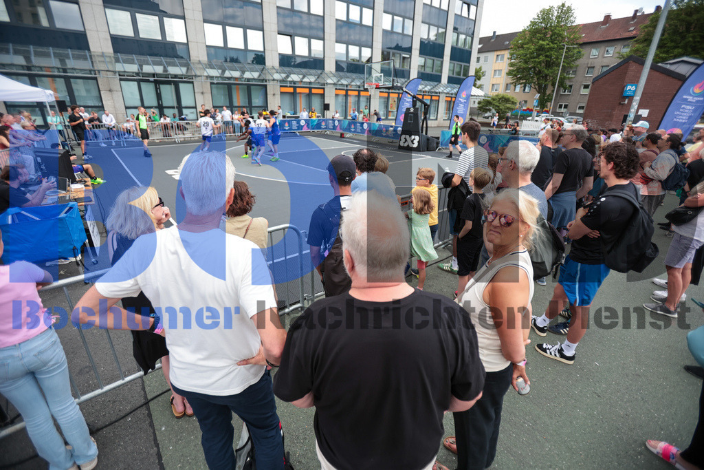 SES_BOCEXT20250626-17 | bond - Realisiert mit Pictrs.com