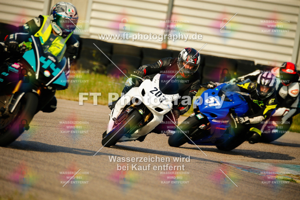 _MOT5364 | Hier findet Ihr Bilder von Touristenfahrten auf der Nürburgring Nordschleife oder von anderen Veranstaltungen die ich besucht habe. Viel Spass beim Durch Schauen 