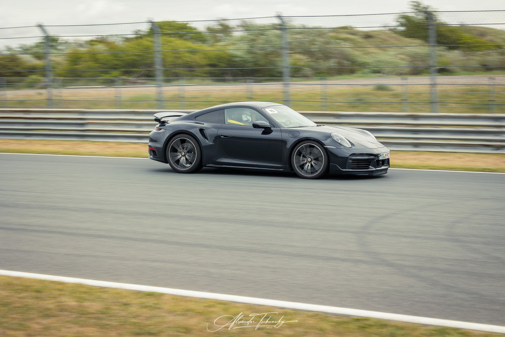 R6PZ0971 _Alexander Tschuncky | Entdecken Sie die faszinierende Welt von Alexander Tschuncky Arts: Kreative Fotografie, atemberaubende Automobilkunst und hochwertiger Bilderdruck. Lassen Sie sich inspirieren! - Realisiert mit Pictrs.com