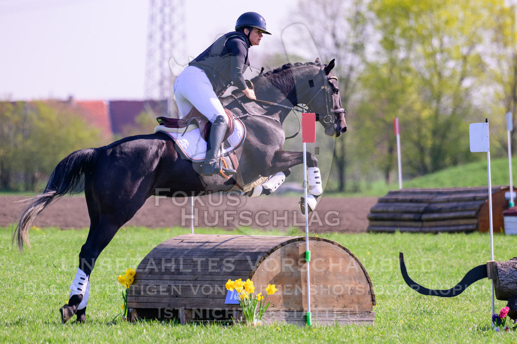 18042026-Gernlinden-03-0417 | Fokus Hufschlag Fotografie - Realisiert mit Pictrs.com