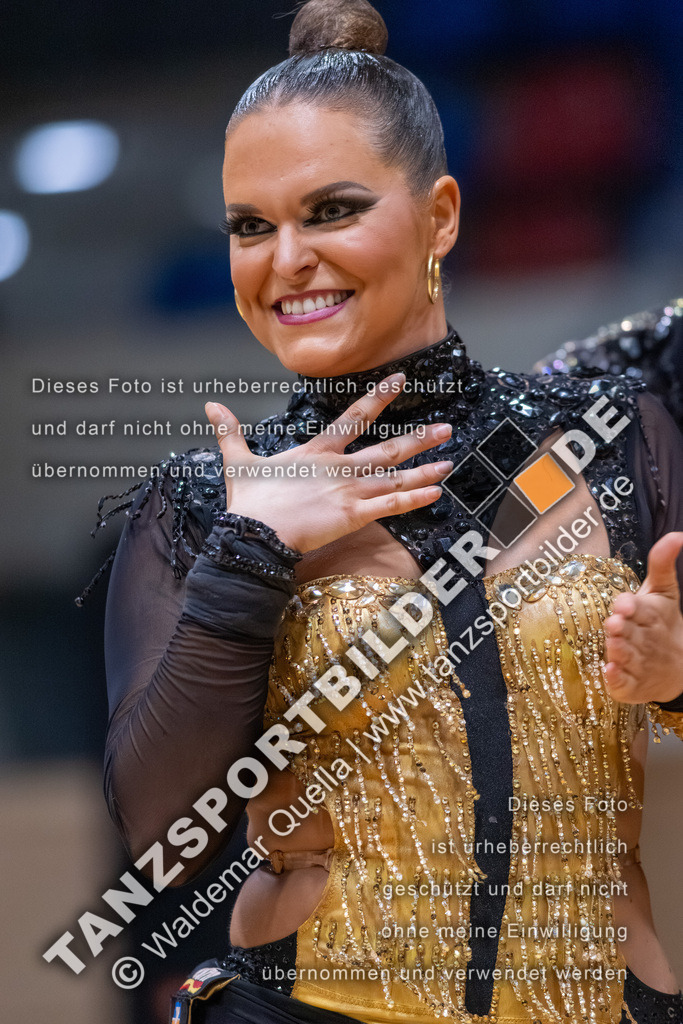 20260328-02702 | Hier finden Sie Tanz Bilder vom Latein und Standard Formationen tanzen. Sportbilder vom Tanzsport. Schöne Fotos und von Weltmeisterschaft, Europameisterschaft, Bundesliga, Regionalliga, Oberliga und Landesliga sowie von GOC Stuttgart, DanceComp, WM Bremen