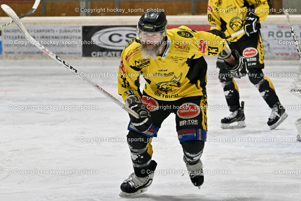 EC Hornets Spittal vs. ESC Steindorf 23.2.2024 | #33 Kabas Michael EC Hornets Spittal, EC Hornets Spittal vs. ESC Steindorf 23.2.2024, EC Hornets Spittal vs. ESC Steindorf 23.2.2024 am 23.02.2024 in Spittal an der Drau (Eissportzentrum Spittal), Austria, (Photo by Bernd Stefan)