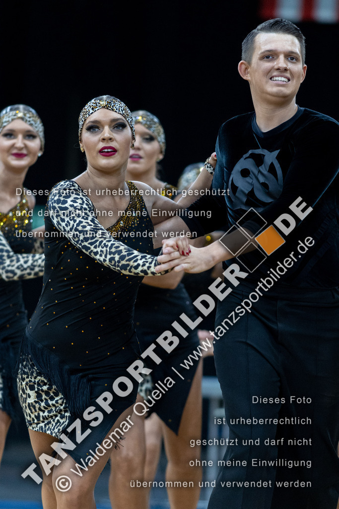 20240310-01835 | Hier finden Sie Tanz Bilder vom Latein und Standard Formationen tanzen. Sportbilder vom Tanzsport. Schöne Fotos und von Weltmeisterschaft, Europameisterschaft, Bundesliga, Regionalliga, Oberliga und Landesliga sowie von GOC Stuttgart, DanceComp, WM Bremen