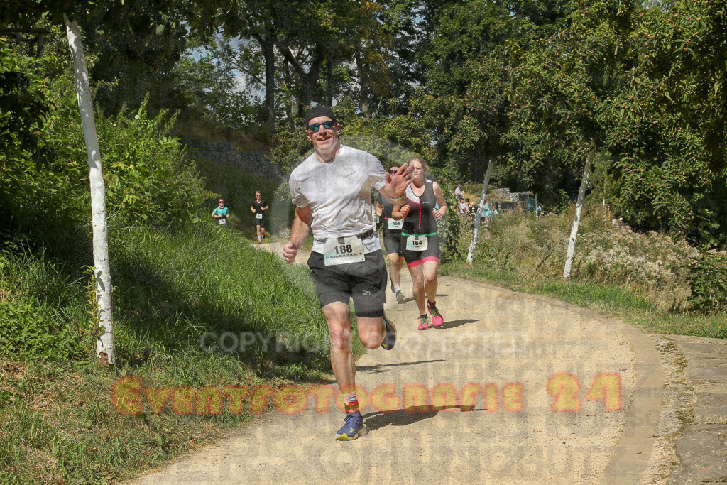 250824_1246_EX1_0451 | Sportfotografie im Rhein-Sieg Kreis, Köln, Bonn, NRW, Rheinland Pfalz, Hessen, etc. Unser Tätigkeitsfeld umfasst den Laufsport vom Volkslauf über den Marathon, Duathlon, Triathon bis zum Ultralauf wie Kölnpfad Ultra oder Schindertrail.