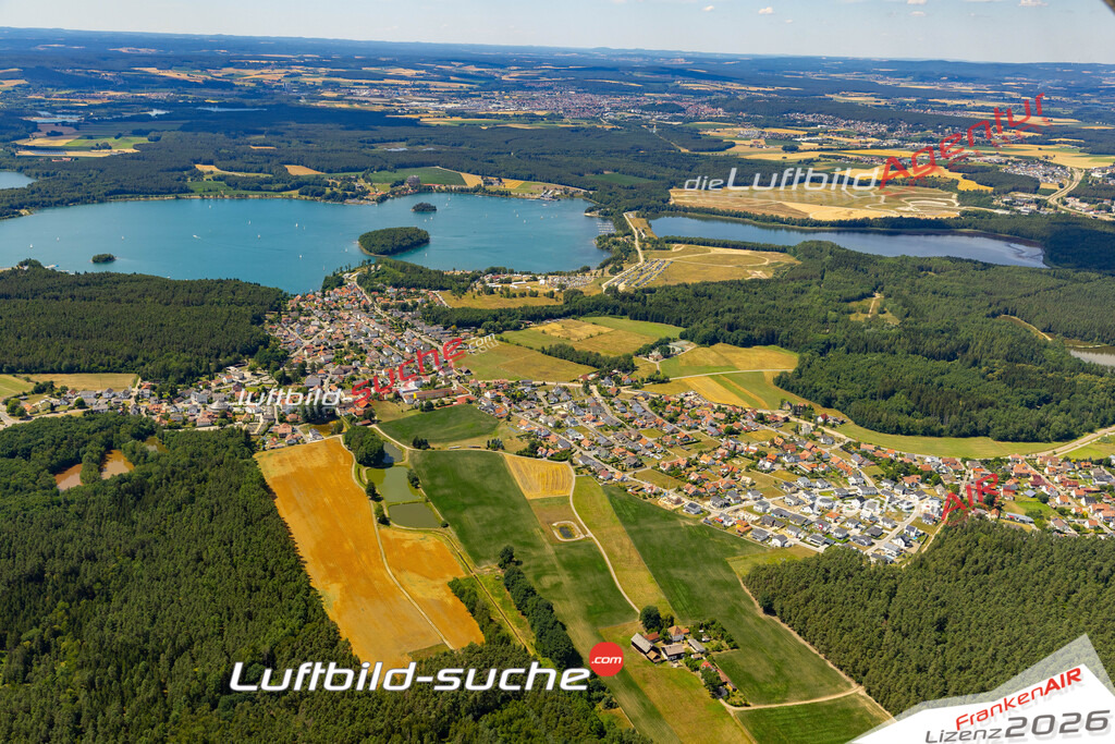 Das Luftbild der Stadt Steinberg am See wurde 2022 vom Flugzeug heraus erstellt (keine Drohnen-Aufnahmen) Aufnahmehöhe ca.450 Meter- hohe Bildauflösung und Druck-Qualität. Garantiert!