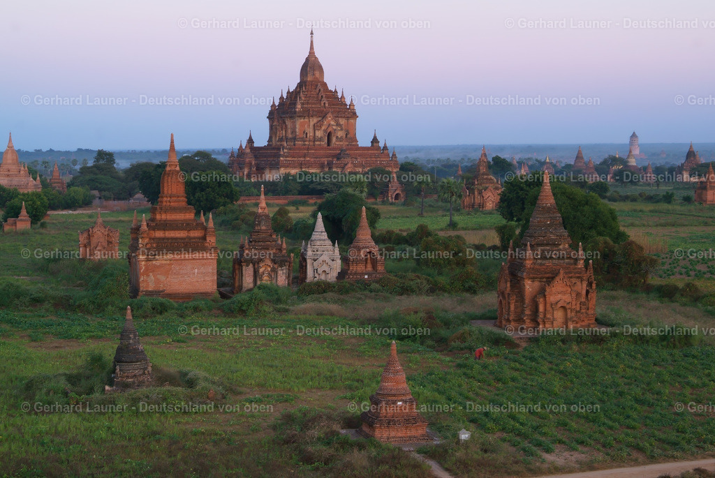 MYM0039 | Online-Shop für Luftbilder aus Deutschland. Seit über 45 Jahren baut Gerhard Launer das Luftbildarchiv mit unterschiedlichsten Themen stetig weiter aus.
