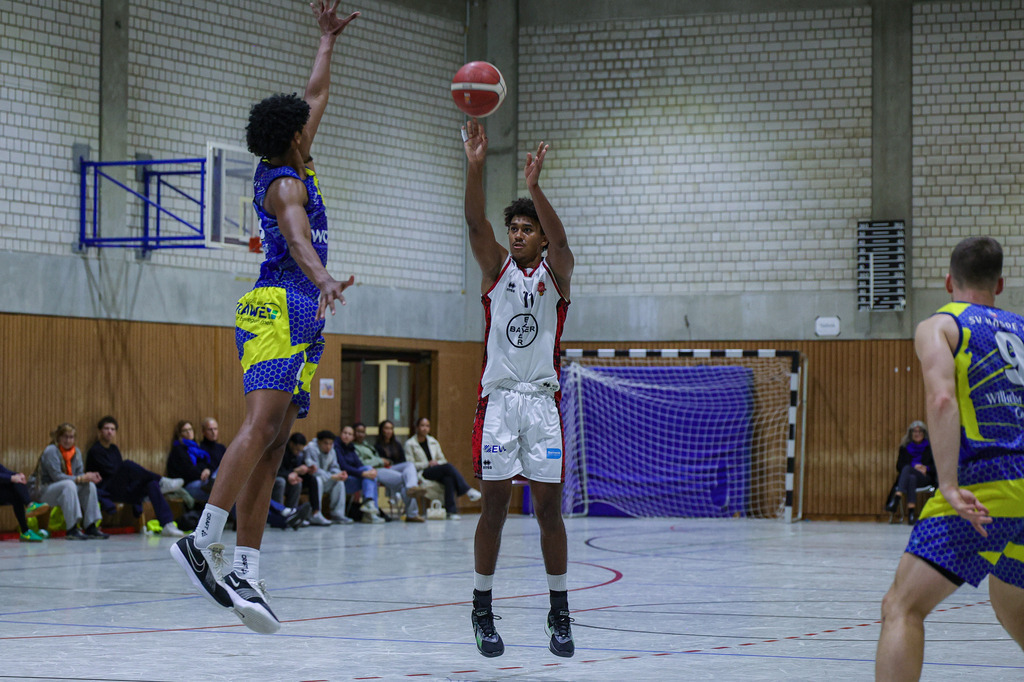 Regio BAYER GIANTS vs SV Haspe 70-47 | Fotos von Basketballspielen aus dem Raum NRW fotografiert von Gero Mueller-Laschet und Daniel Schaefer - Realisiert mit Pictrs.com