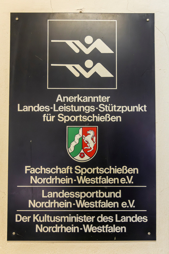 top-top.de 260412-021 | Foto, Video, Fotografie, Videografie, Fotobox, DJ, Discjockey, Musik, Musikbox, Veranstaltung, Photobooth, Amazon, Ebay, Buchtipp, Bestseller, Autor, Verlag, Buch, Wesel, Hamminkeln, NRW, Dinslaken, Rees, Drohne, Hochzeit, Party, Fotobox, Wesel, Fotograf