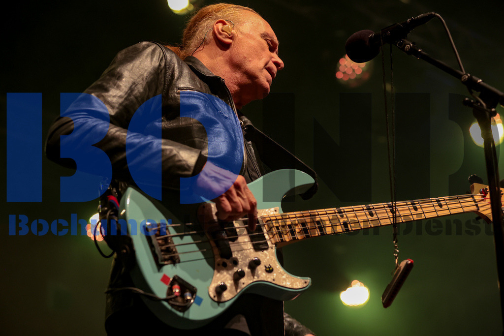 Zeltfestival Ruhr 2024 - Mr. Big  {date} -  | {headline}(Foto: Sebastian Sendlak / BOND) - Realisiert mit Pictrs.com