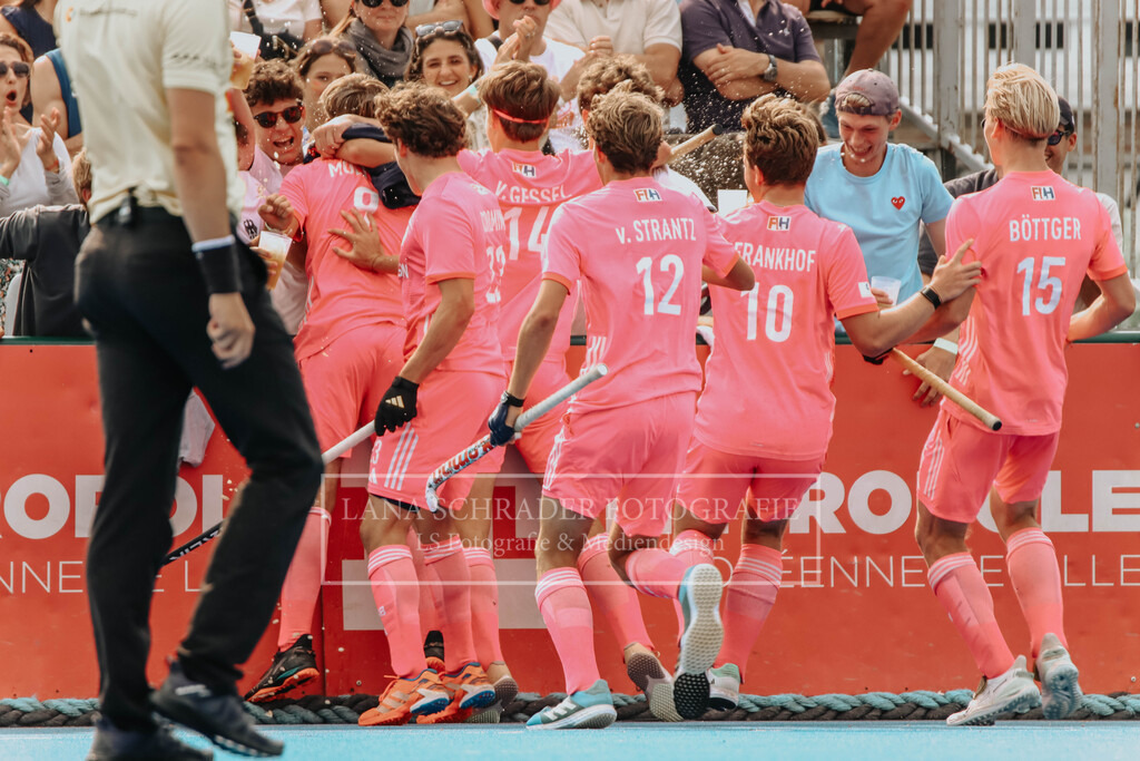 EM_MU18_F_GER-FRA_Lille_bearbeitet (177 von 433) | lanaschraderfotografie - Realisiert mit Pictrs.com