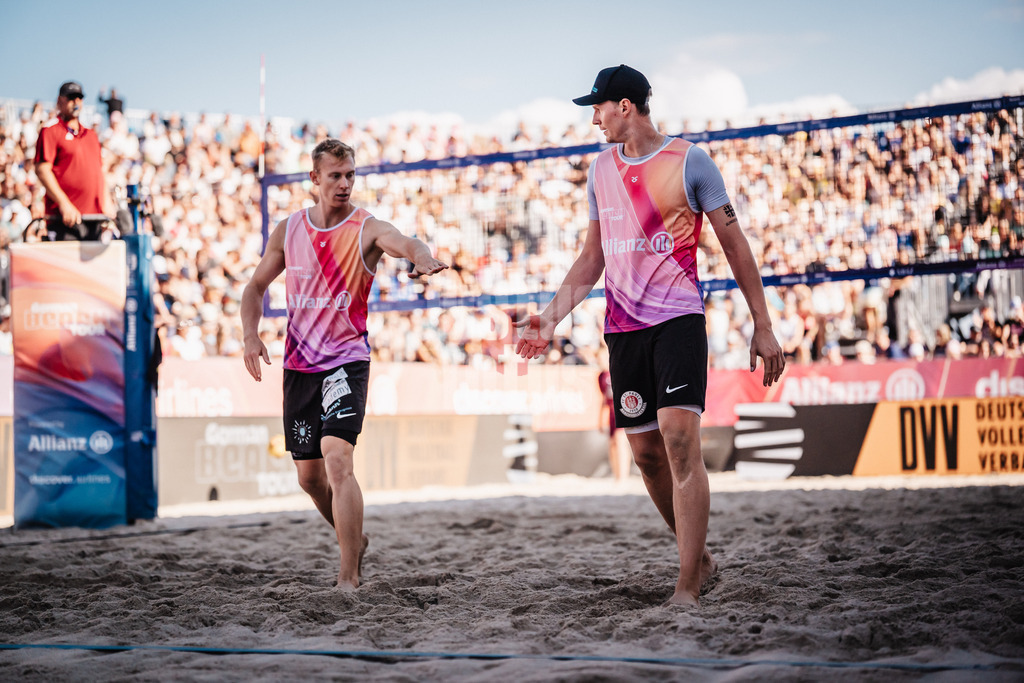 Beachvolleyball | Männer | Deutsche Meisterschaften 2025 Timmendorfer Strand | 06.09.2025 | v.l. Jonas Reinhardt und Robin Sowa