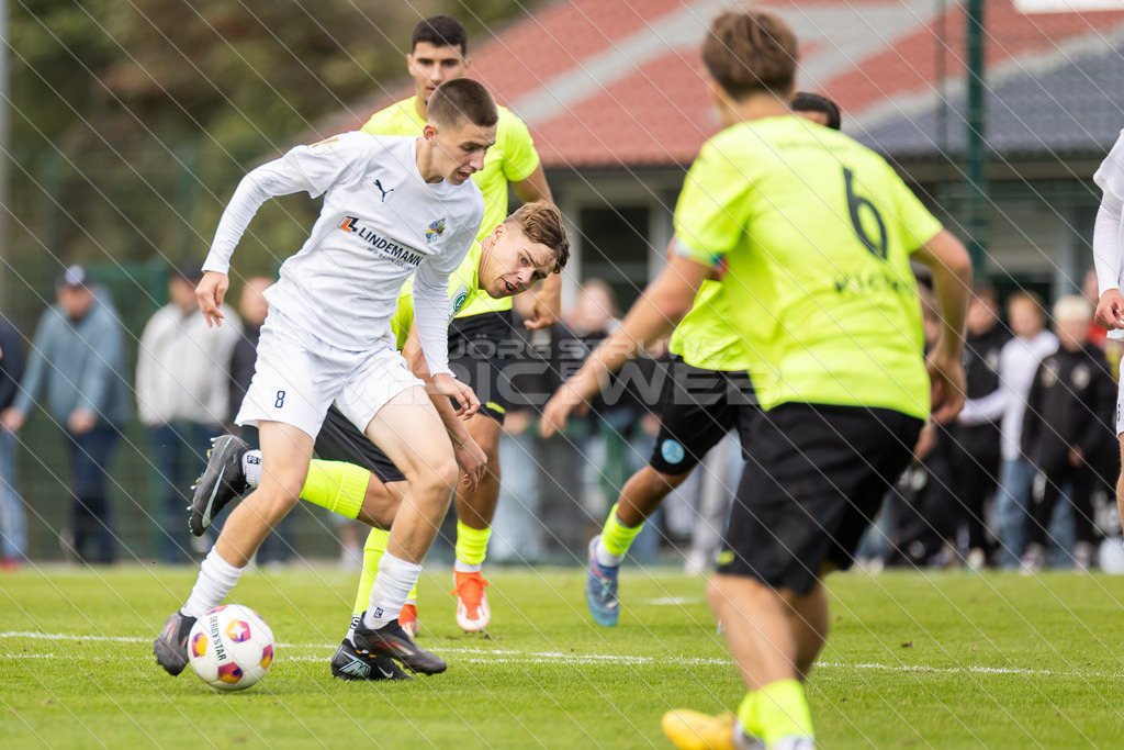 20251003_Picselweb-Fotografie_1R3_2762 | DFB Pokal 2. Runde, JFV A/O/B/H/H - SV Stuttgarter Kickers, Foto: Jörg Struwe - picselweb.de - Realisiert mit Pictrs.com