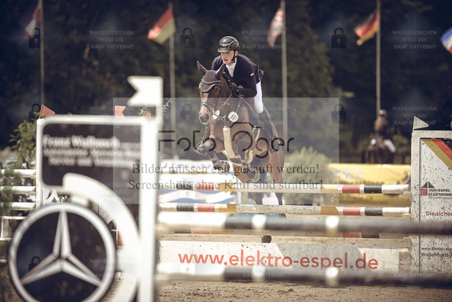 20240530-DOS_1688 | Entdecke hochwertige Reitturnierfotos von Foto Oger. Professionell, emotional und authentisch – jetzt Lieblingsmomente im Shop bestellen. - Realized with Pictrs.com