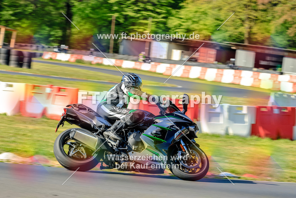 _OTO1396 | Hier findet Ihr Bilder von Touristenfahrten auf der Nürburgring Nordschleife oder von anderen Veranstaltungen die ich besucht habe. Viel Spass beim Durch Schauen 