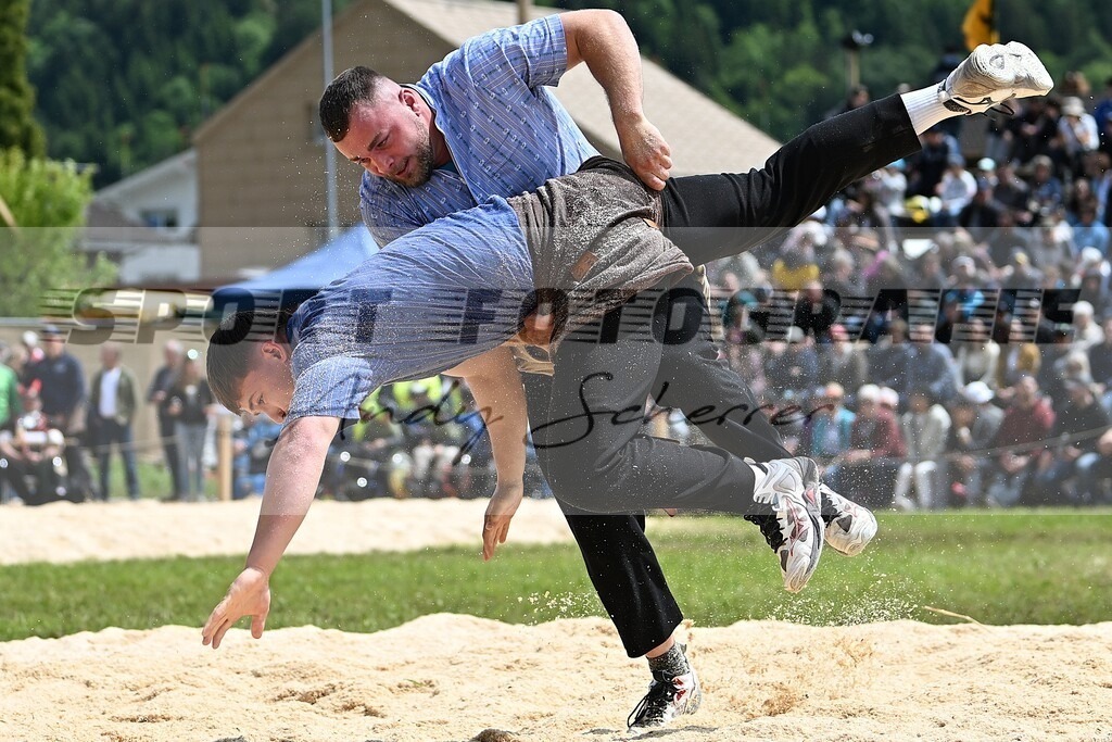 Gwerder Michi gewinnt vs Lüscher EliasDSC_6969aaaa | Kaufen Sie Sportbilder im Onlineshop von Andy Scherrer Sportfotografie. Faszinierende Bilder von Sportevents aus der ganzen Schweiz. Fussball, Frauenfussball, Unihockey, Handball, Schwingen und weiteren Sportarten. - Realisiert mit Pictrs.com