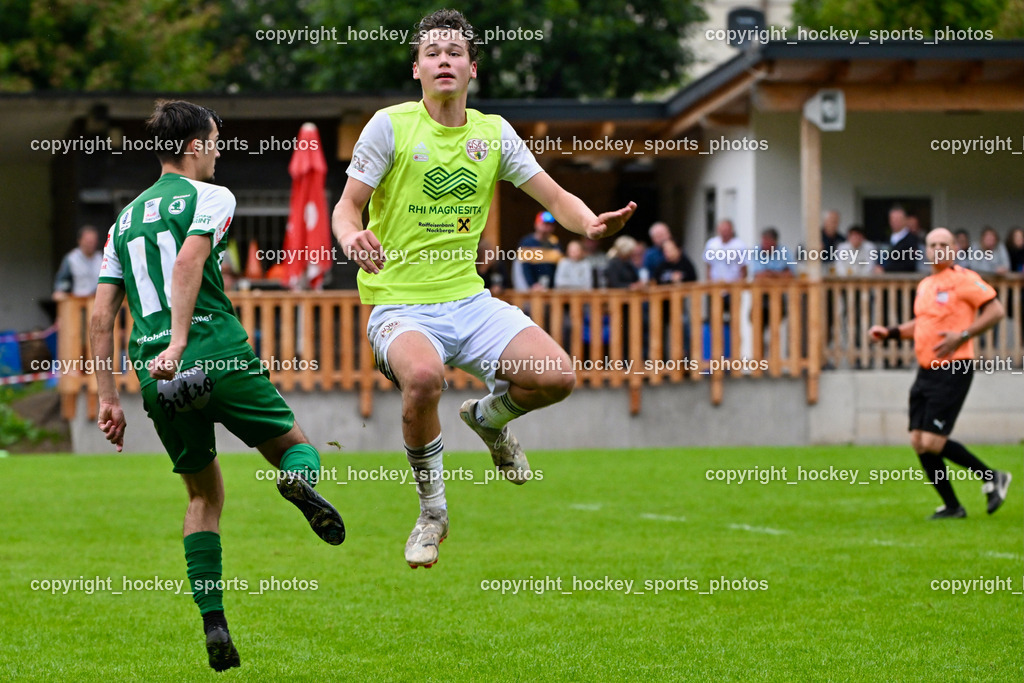 WSG Radenthein vs. SV Rapid Lienz | #11 Hasan Ali Duranovic Rapid Lienz, #10 Markus Steinwender WSG Radenthein, WSG Radenthein vs. SV Rapid Lienz, WSG Radenthein vs. SV Rapid Lienz am 30.08.2025 in Radenthein (Sportplatz Radenthein), Austria, (Photo by Bernd Stefan)