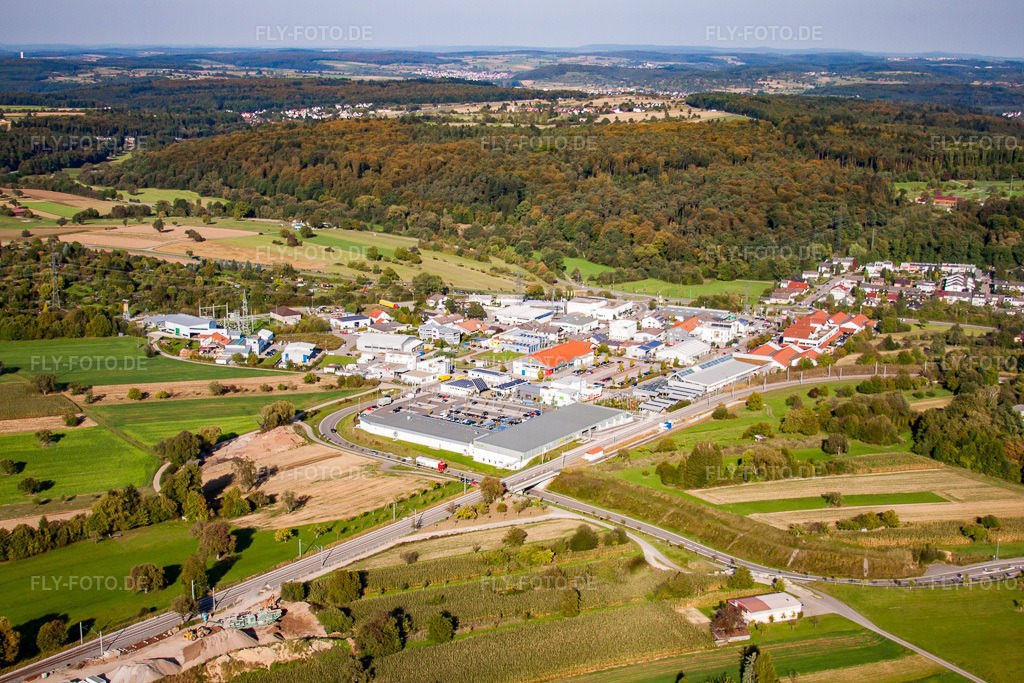 Luftbild: Edeka Piston im Ortsteil Langensteinbach in Karlsbad im Bundesland Baden-Württemberg in Deutschland. Foto: IMG_45291.jpg vom 21.09.2011 durch Werner Riehm/FLY-FOTO.de