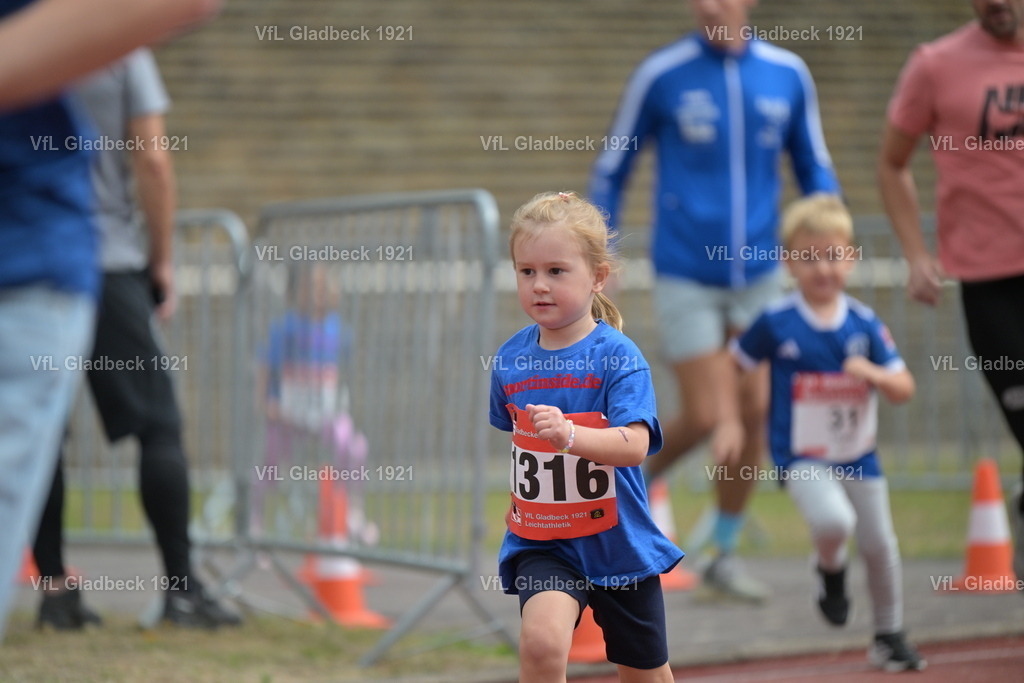 2026-08-23_Sparkassenlauf_Bambibi_KH_000045 | Die Fotografen - Realisiert mit Pictrs.com