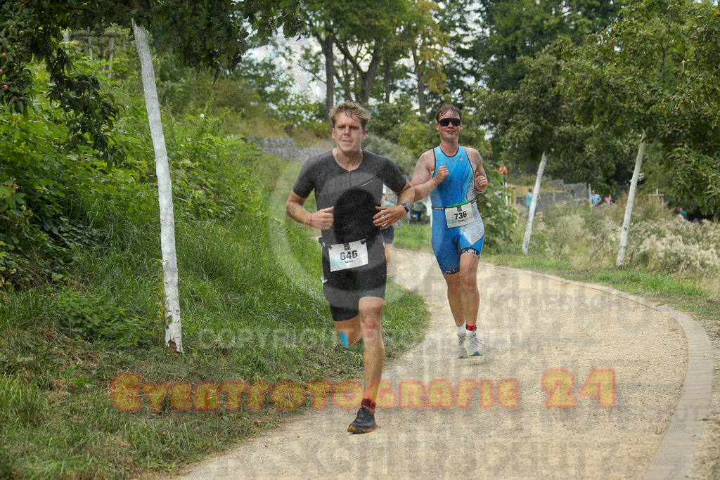 250824_1421_EX1_5933 | Sportfotografie im Rhein-Sieg Kreis, Köln, Bonn, NRW, Rheinland Pfalz, Hessen, etc. Unser Tätigkeitsfeld umfasst den Laufsport vom Volkslauf über den Marathon, Duathlon, Triathon bis zum Ultralauf wie Kölnpfad Ultra oder Schindertrail.