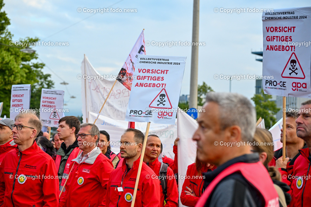 Kundgebung der Gewerkschaft_ PROGE_ 23.05.2024-27 | 23.05.2024, Linz, AUT, Kundgebung der Gewerkschaft, PROGE, im Bild Kundgebungsteilnehmer