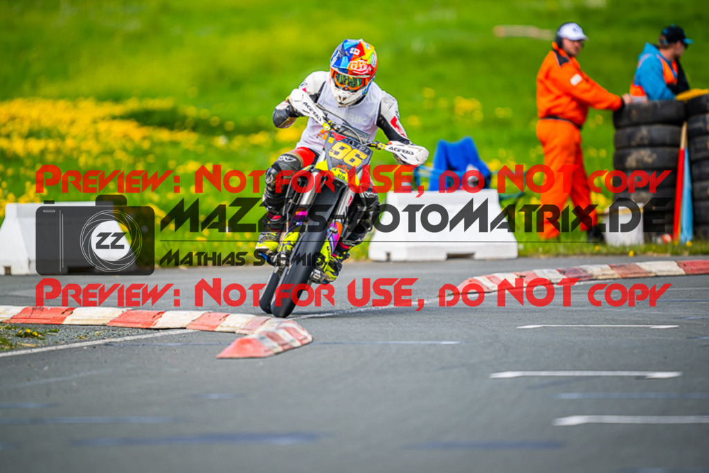 MaZZes_FotoMatrix_230506_7813 | S2