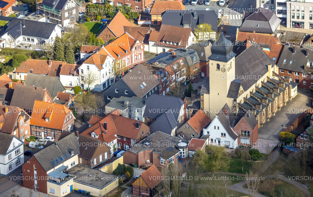 Selm260306889Bork | Luftbild, kath. Pfarrkirche St. Stephanus und Wohngebiet an der Hauptstraße, Bork, Selm, Münsterland, Nordrhein-Westfalen, Deutschland