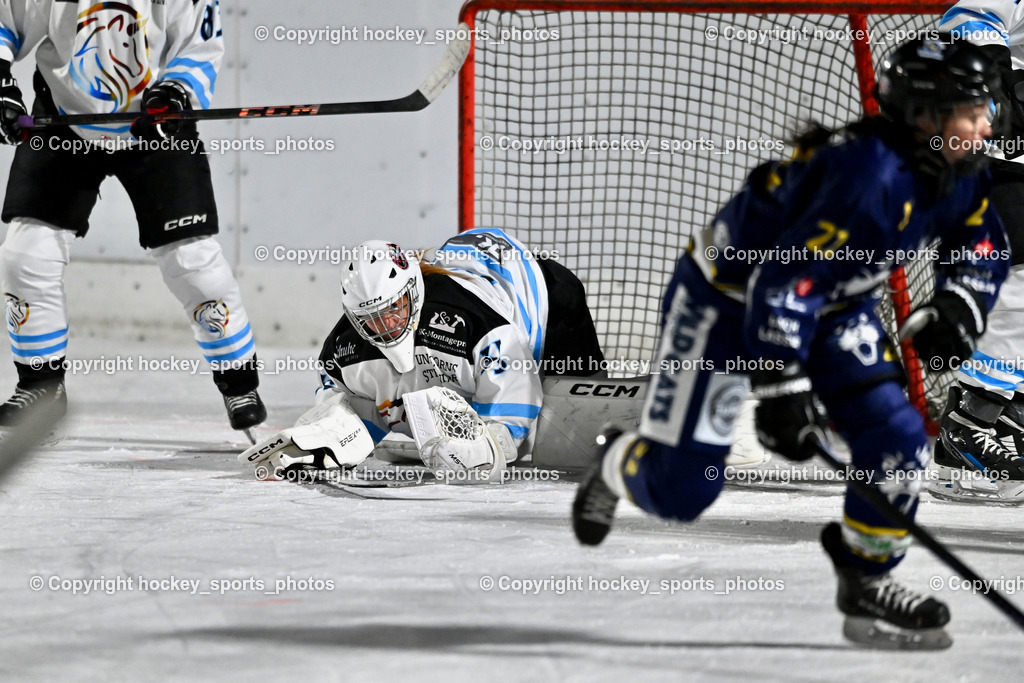Wildcats Paternion vs. Unicorns Steindorf | #35 Winkler Therese UNICORNS STEINDORF, Wildcats Paternion vs. Unicorns Steindorf, Wildcats Paternion vs. Unicorns Steindorf am 02.01.2026 in Paternion (Eislaufplatz Paternion), Austria, (Photo by Bernd Stefan)