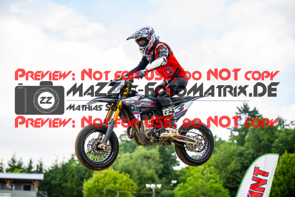 MaZZes_FotoMatrix_230702_0227 | UE40