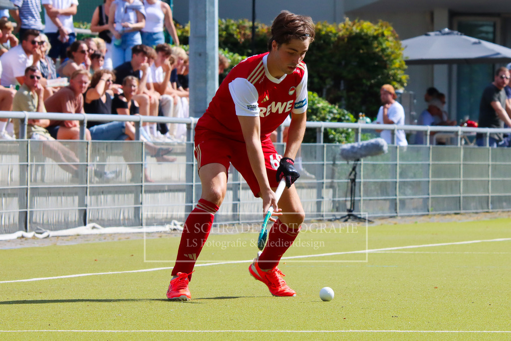 HERREN BUNDESLIGA Rot-Wei_ K_ln - Crefelder HTC 07.09.24 K_ln-028 | lanaschraderfotografie - Realisiert mit Pictrs.com