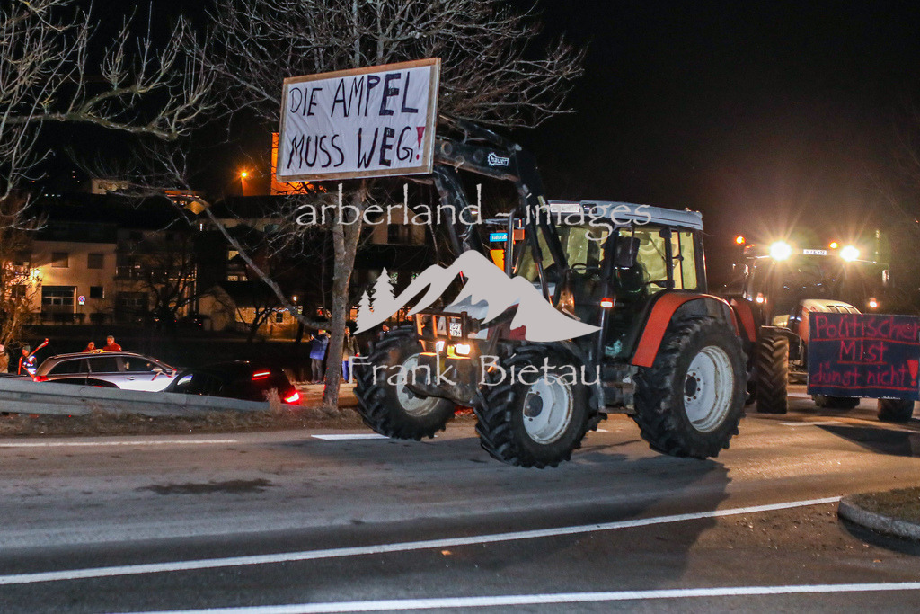 OE7A8021 | Protestfahrt ab Regen über March, Ruhmannsfeldennach Patersdorf am 19.01.2024