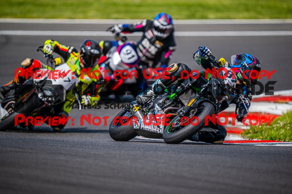 MaZZes_FotoMatrix_220507_98772 | Fotograf Mathias Schmid
Sportfotograf,
Eventfotograf,
Hochzeitsfotograf,
Portraitfotograf